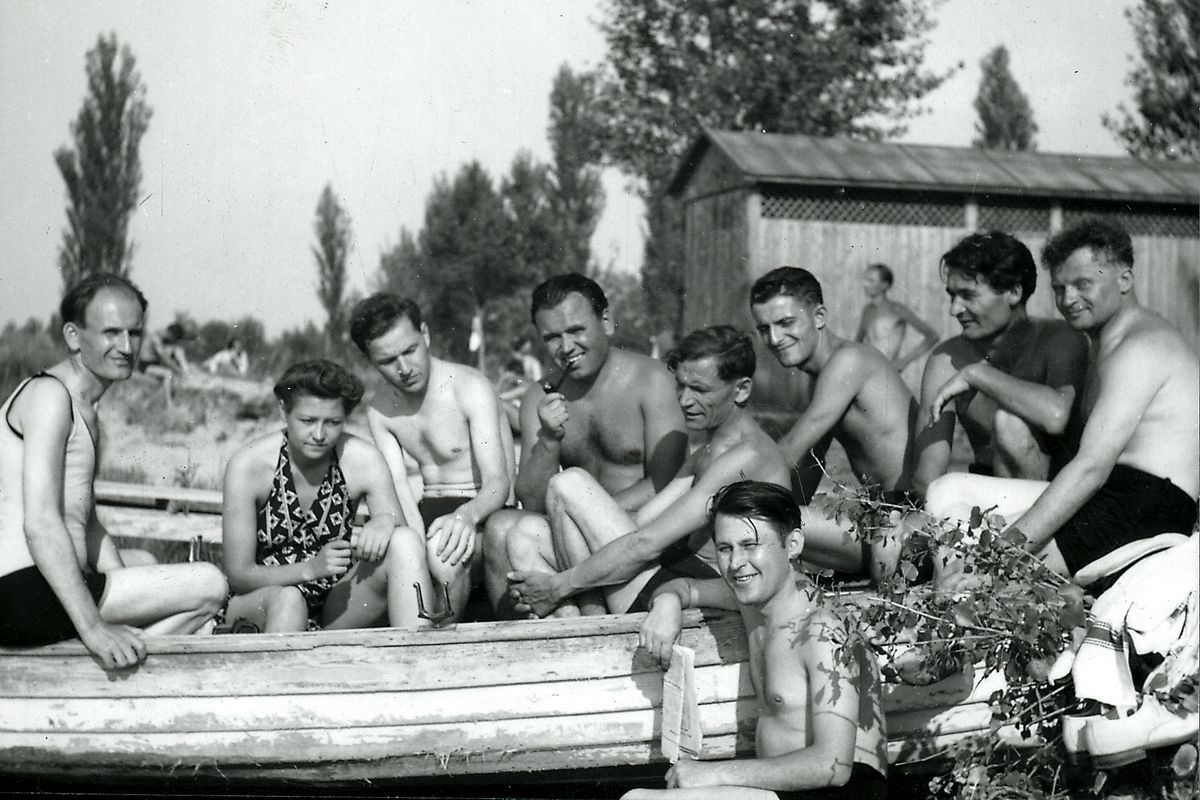 Szabédi László, Majláth Jolán, Püski Sándor, Jócsik Lajos, Nagy István, Erdei Ferenc, Somogyi Imre, Molnár, Megyeri a szárszói találkozón puski somogyi szarszo