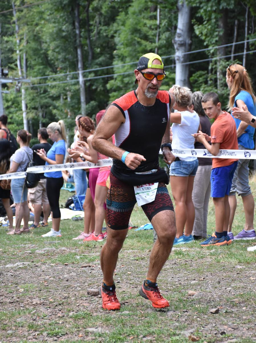 x2s team kekes terepfutas pszichologia